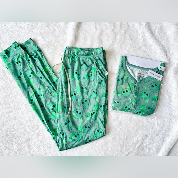 🍀Bundle Of Joy Lounge Set🍀 - Picture 3 of 7